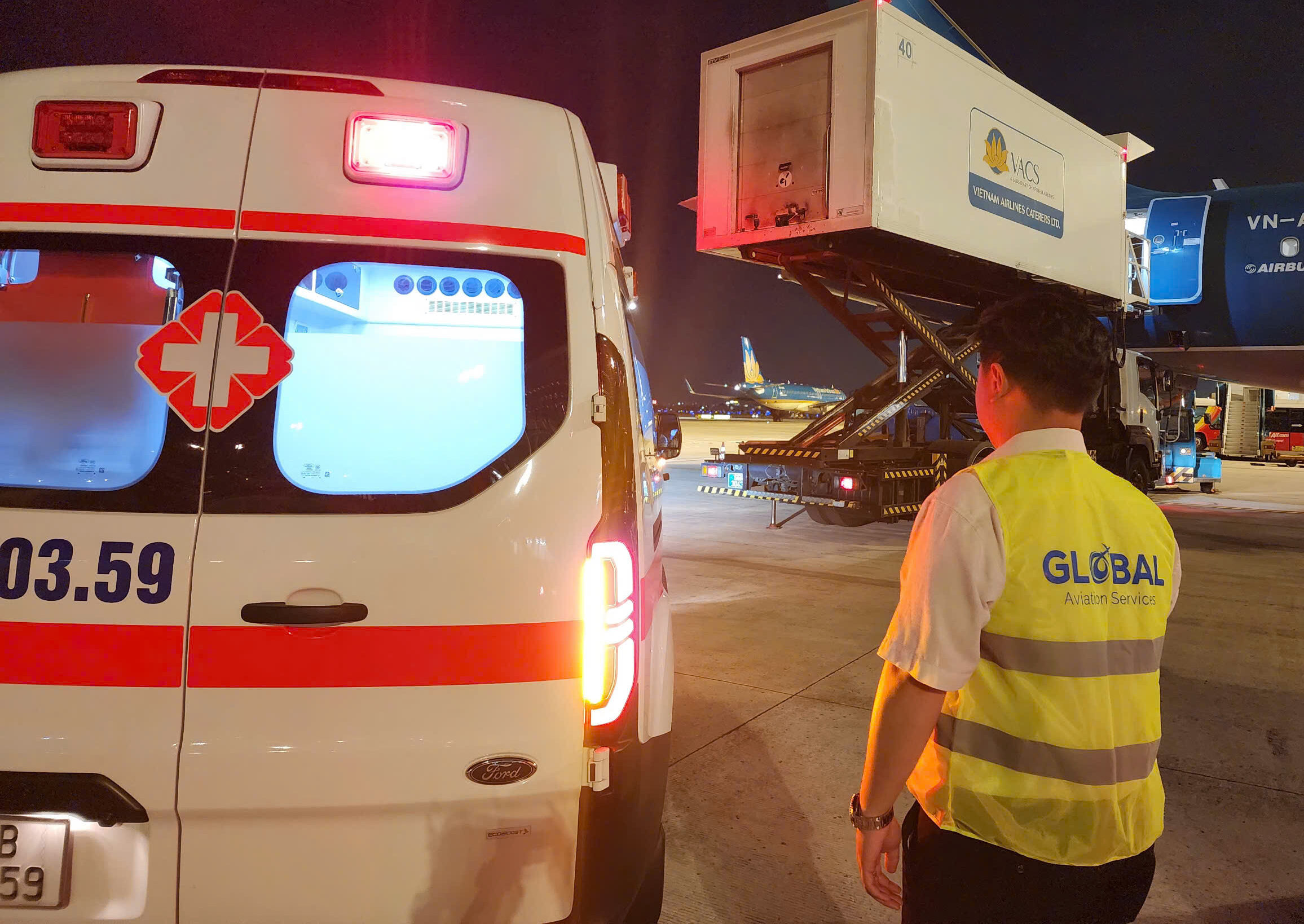 Global Aviation once again affirmed its commitment to saving lives through precision and care, by successfully conducting a medical escort flight for a critically ill patient — Ms. Phạm Thị Gái (born 1940) — from Ho Chi Minh City to Hai Phong. Global Aviation once again affirmed its commitment to saving lives through precision and care, by successfully conducting a medical escort flight for a critically ill patient — Ms. Phạm Thị Gái (born 1940) — from Ho Chi Minh City to Hai Phong.